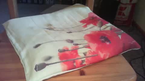 Snapshot of neugieriger5928 chatting on 03/15/26, 03:51 neugieriger5928 online show from 03/15/26, 03:51