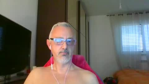 nevenerabis online show from 03/10/25, 02:05