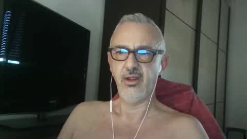 nevenerabis online show from 10/26/25, 02:01