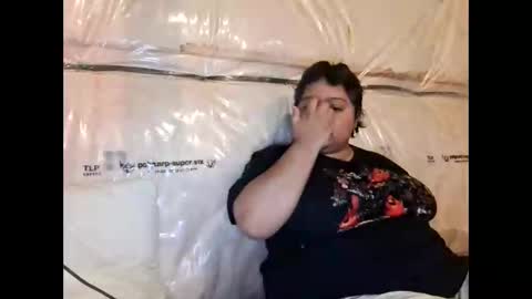 neverwiser online show from 11/16/25, 04:45