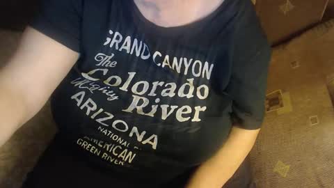 Lilly  online show from 10/28/25, 06:21