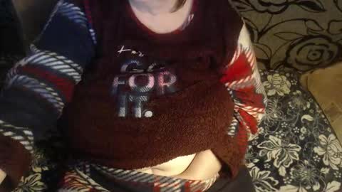 Lilly  online show from 12/01/25, 03:39