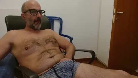 simi online show from 09/29/25, 06:24