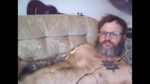 Snapshot of newbreed666 chatting on 01/12/25, 06:59 NEWBREED666 online show from 01/12/25, 06:59