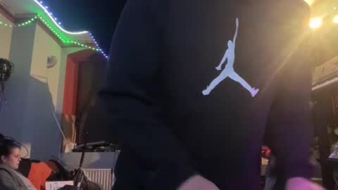 newguy2025 online show from 11/17/25, 11:43