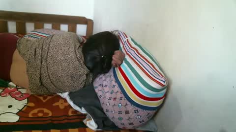 Lucy Pearl online show from 01/26/25, 05:45