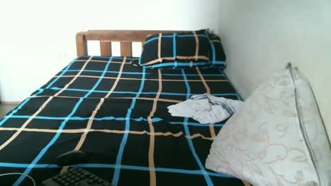 Lucy Pearl online show from 02/21/25, 07:23