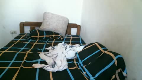 Lucy Pearl online show from 03/02/25, 07:43