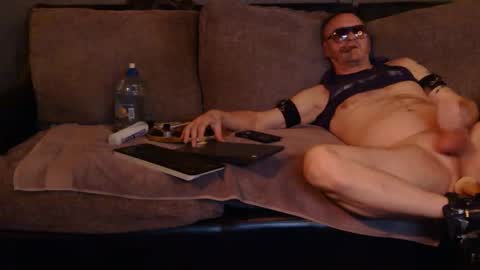 Snapshot of newfun11 chatting on 02/25/26, 10:30 newfun11 online show from 02/25/26, 10:30