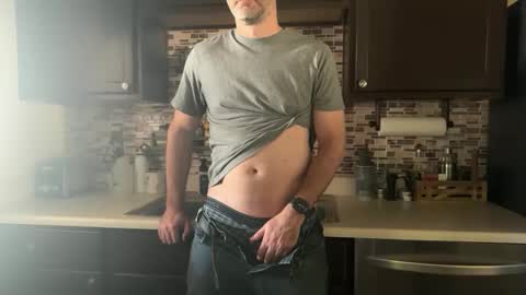 newguy_097 online show from 09/20/25, 12:00