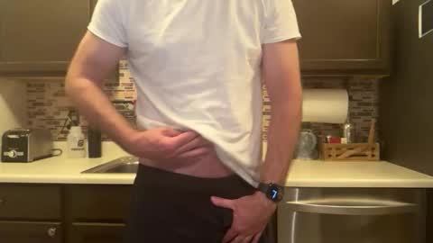 newguy_097 online show from 11/21/25, 01:15