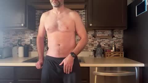 newguy_097 online show from 11/26/25, 07:04