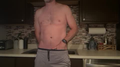 newguy_097 online show from 12/04/25, 12:31