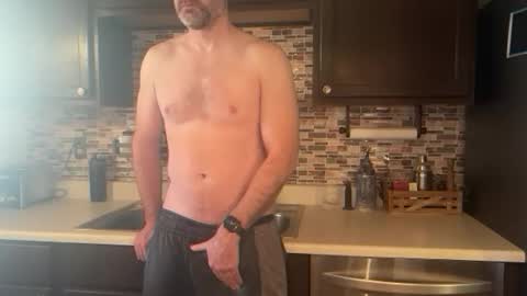 newguy_097 online show from 12/14/25, 02:55