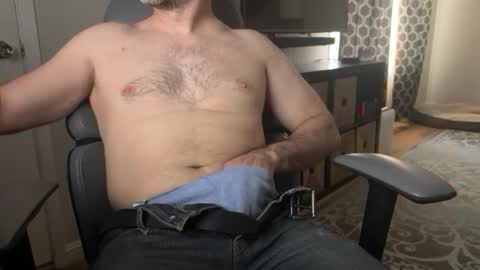 newguy_097 online show from 01/14/26, 09:42