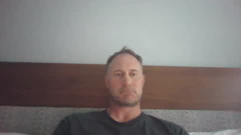 Snapshot of newportman1030 chatting on 02/12/25, 11:30 amandandhisgirl online show from 02/12/25, 11:30