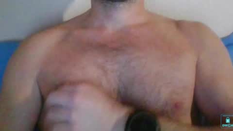 Snapshot of newtyguy90 chatting on 01/17/25, 03:22 newtyguy90 online show from 01/17/25, 03:22