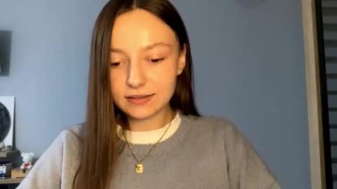 Snapshot of next_fantasy_bb chatting on 11/02/25, 02:19 Agne online show from 11/02/25, 02:19