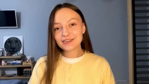 Snapshot of next_fantasy_bb chatting on 11/09/25, 02:04 Agne online show from 11/09/25, 02:04