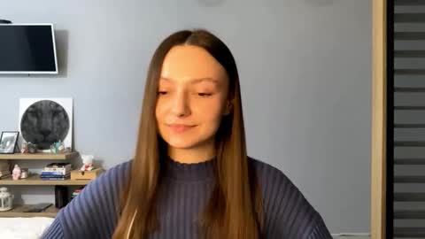 Snapshot of next_fantasy_bb chatting on 11/29/25, 01:14 Agne online show from 11/29/25, 01:14