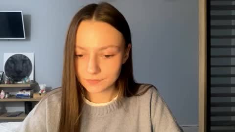 Snapshot of next_fantasy_bb chatting on 12/01/25, 02:11 Agne online show from 12/01/25, 02:11