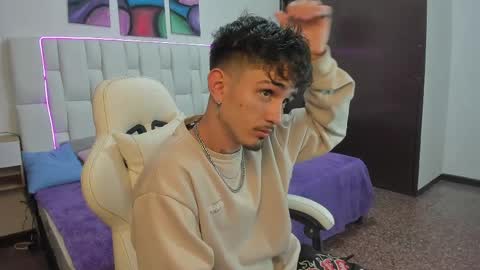 Yeison online show from 04/07/26, 03:07