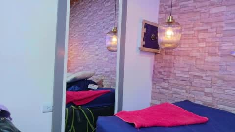 nextdoor_fantasy online show from 04/08/26, 08:42