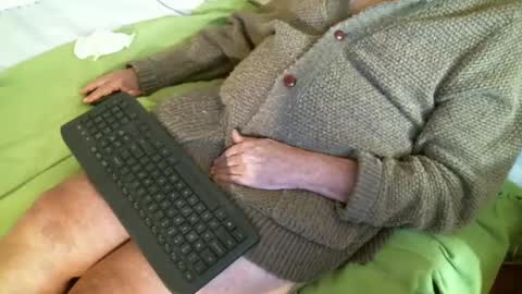 Snapshot of nextdoorjackn chatting on 01/09/25, 12:57 nextdoorjackn online show from 01/09/25, 12:57