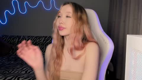 Mina online show from 02/27/25, 04:21