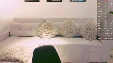 Snapshot of neythan__blaze chatting on 10/29/25, 10:55   online show from 10/29/25, 10:55