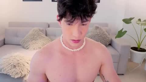   online show from 03/19/26, 06:56