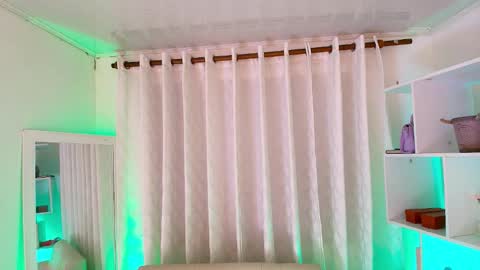  Angie   Instagram  angie julianac add me online show from 02/20/26, 05:04