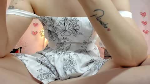 Milena online show from 05/09/26, 02:44