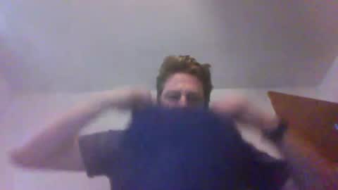 nflfanboy23 online show from 06/16/26, 07:27