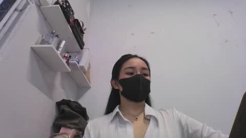 Snapshot of ngan_sexy_vn chatting on 10/13/25, 08:25 Ngn Ngn online show from 10/13/25, 08:25