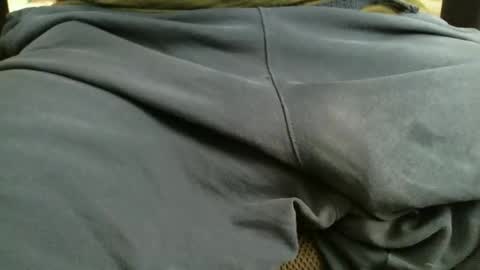 Snapshot of ngurth chatting on 11/25/25, 06:08 ngurth online show from 11/25/25, 06:08