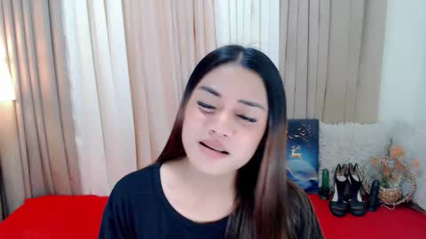 hottie nicole online show from 12/15/25, 12:15