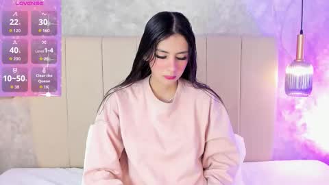 Nia online show from 12/04/25, 11:52