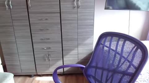 Snapshot of nia_cop chatting on 01/02/25, 08:02 Dani online show from 01/02/25, 08:02