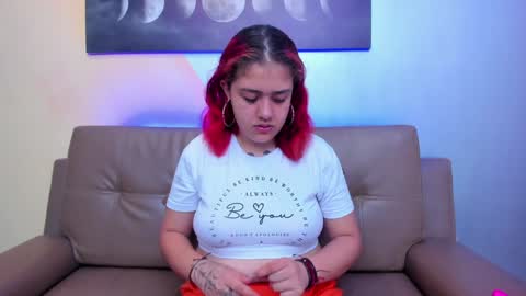 Estefani  online show from 01/29/25, 12:02