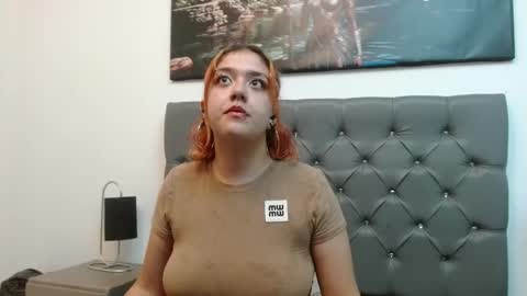 Estefani  online show from 03/04/25, 04:38