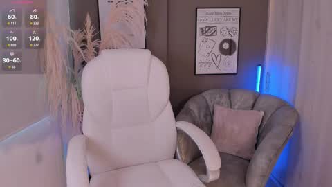 Snapshot of niaevans_x chatting on 01/14/26, 01:06 Nia online show from 01/14/26, 01:06