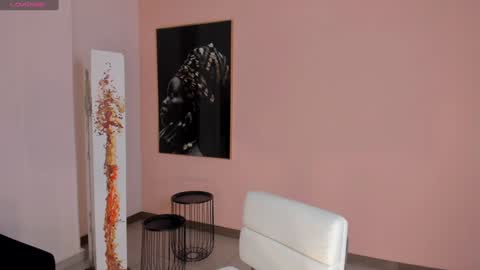 SQUIRTER DOLL    online show from 01/04/25, 10:38