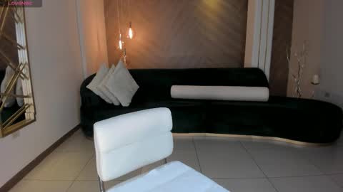 SQUIRTER DOLL    online show from 10/10/25, 06:40