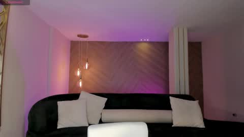 SQUIRTER DOLL    online show from 02/05/26, 06:12