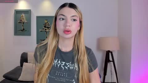SQUIRTER DOLL    online show from 05/12/26, 11:51