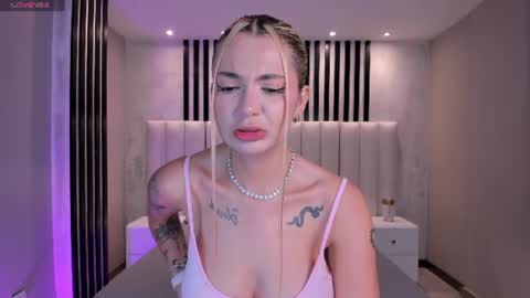 SQUIRTER DOLL    online show from 06/27/26, 06:24