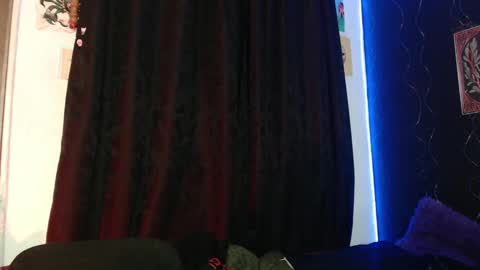 Snapshot of niakat_ chatting on 03/06/25, 08:52  niakat  online show from 03/06/25, 08:52