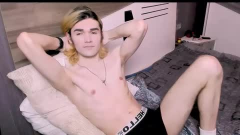 Nick PVT is open FanslyTwitter - Nic kycb online show from 03/12/26, 03:29