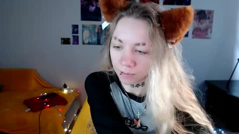 nica_kawaii online show from 04/23/26, 07:41